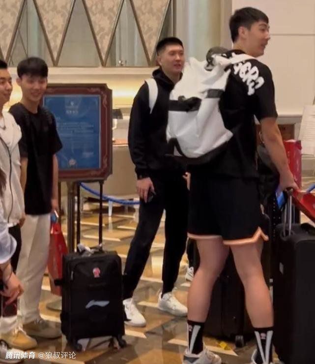 免费女毛片