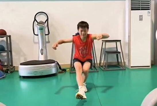 亚洲毛片免费在线观看